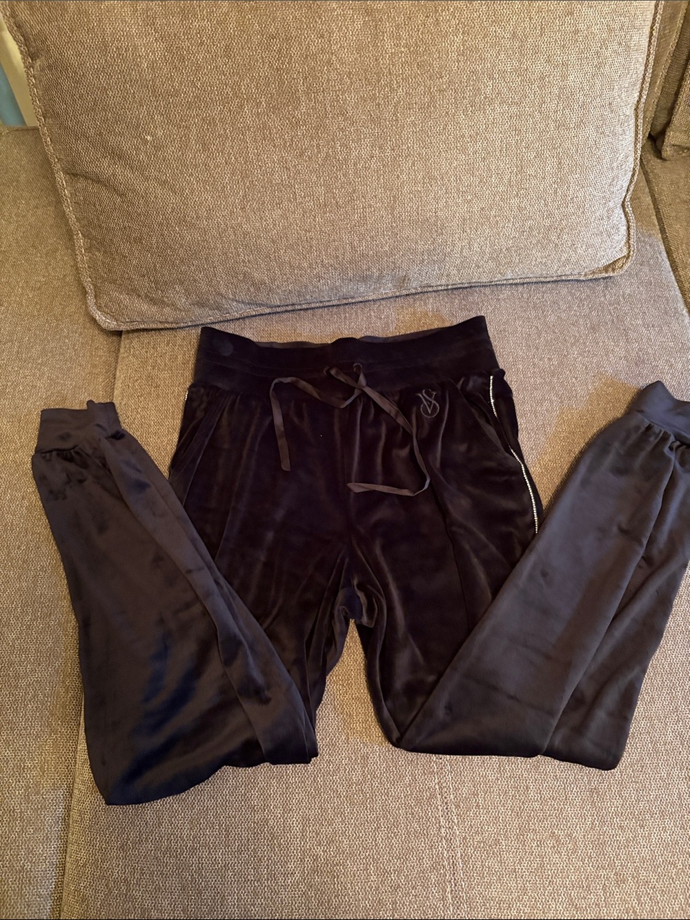 Women’s Black Velour Jogger Pants - Comfort Drawstring Waist - Picture 4 of 6